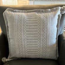 Load image into Gallery viewer, Mexican Cloth Pillows